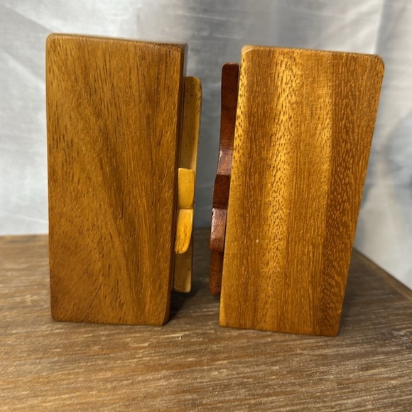 Vintage Wooden Fish Salt & Pepper Shakers - Picture 2 of 10